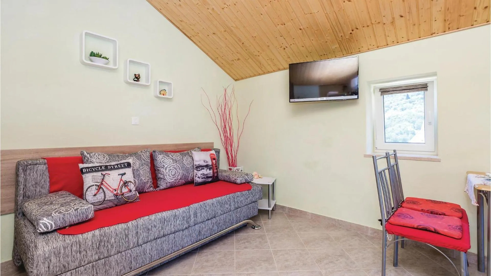 Holiday home Cozy Home In Golovik With Wifi Martina